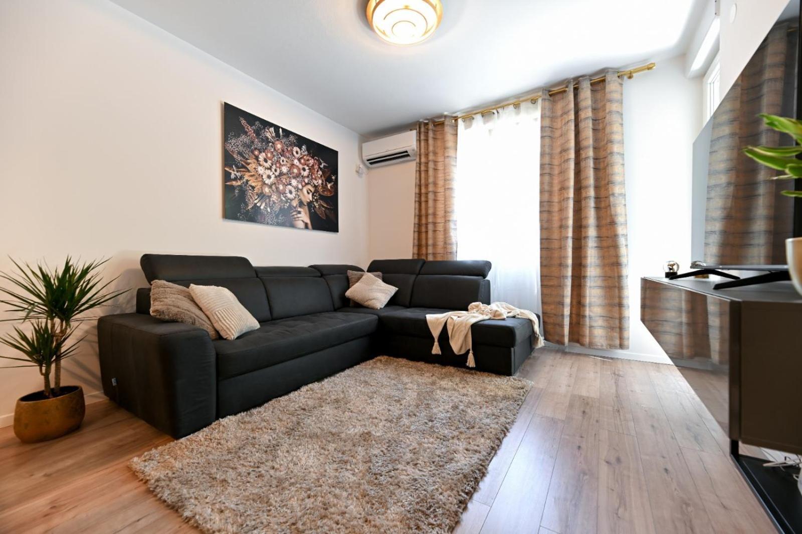 Newly Renovated Apartment Luce Zadar Exterior foto