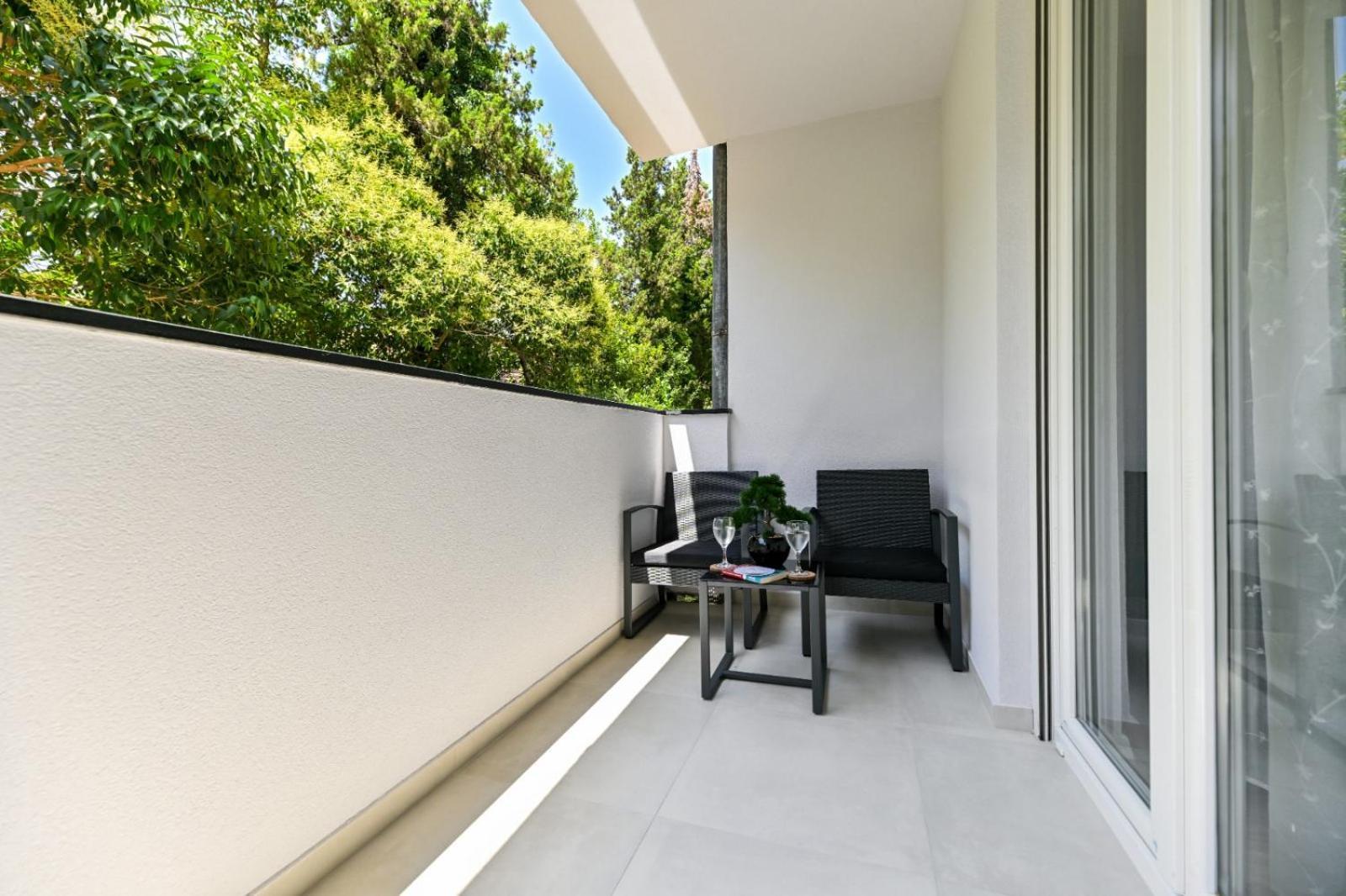 Newly Renovated Apartment Luce Zadar Exterior foto
